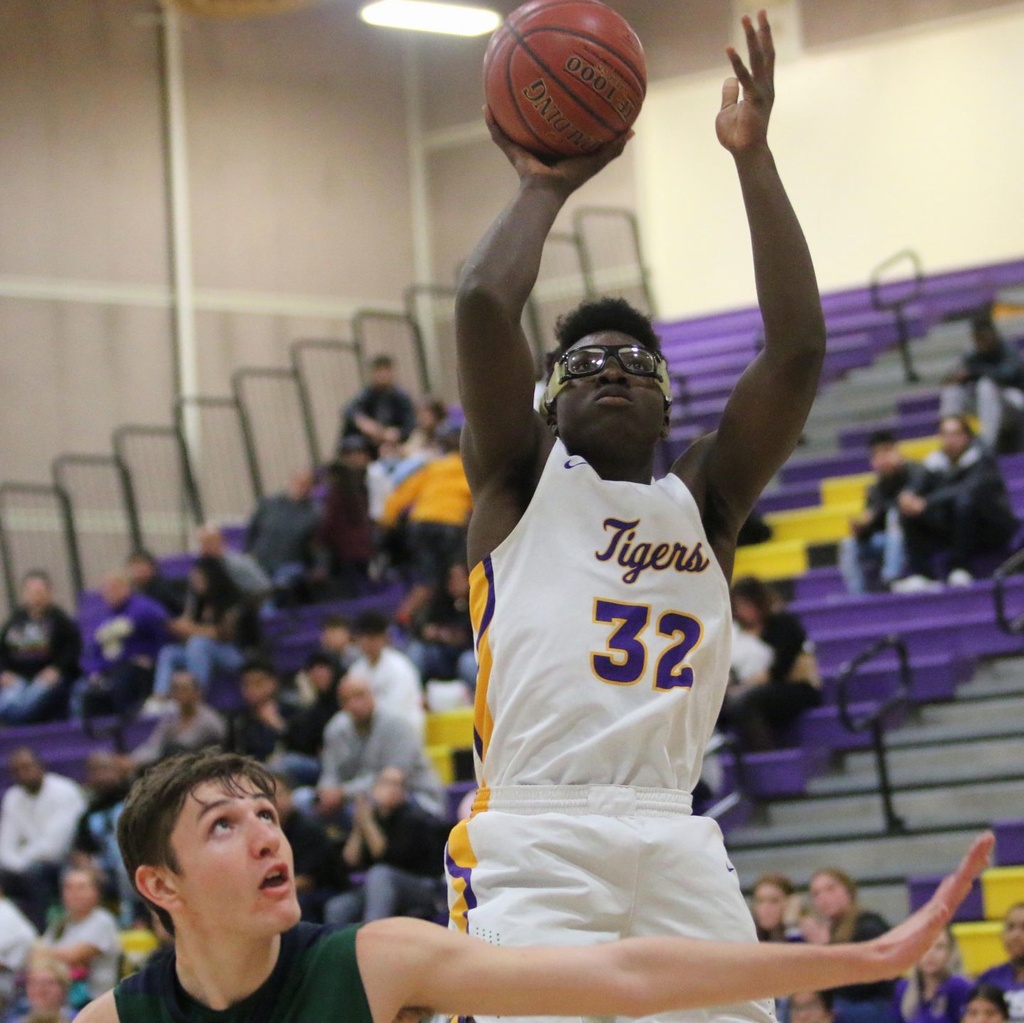 Tigers fight past shooting woes, down Miners